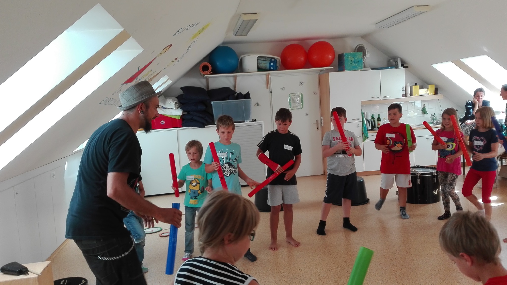 Schulworkshop mit Boomwhackers